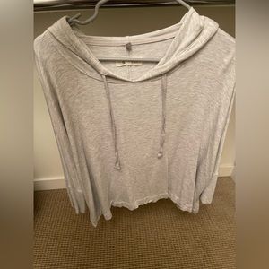 Lou & Grey Grey pull over Size Large